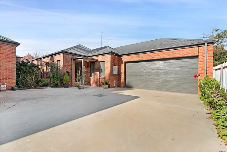 Main view of Homely townhouse listing, 2/5 Chanter Street, Moama NSW 2731