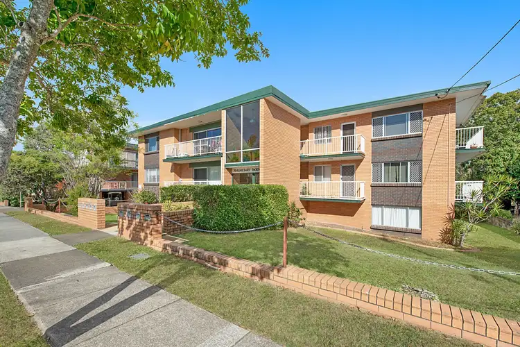 3/15 Macaulay Street, Coorparoo QLD 4151
