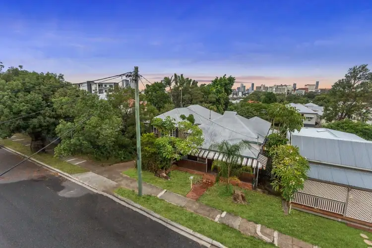 10 Walker Street, Windsor QLD 4030