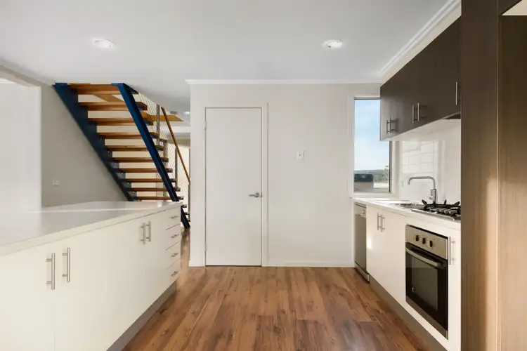 443 Tinworth Avenue, Mount Clear VIC 3350