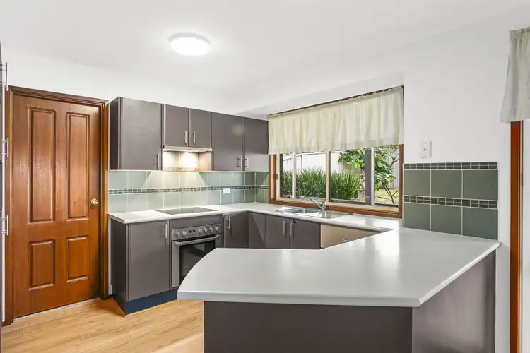 38 Sawtell Street, Albion Park NSW 2527