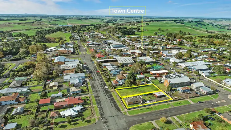 37 Silvester Street, Cobden VIC 3266