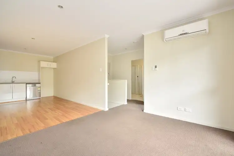 Fifth view of Homely unit listing, 33/1 Collins Lane, Kin Kora QLD 4680