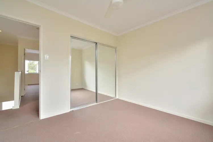 Sixth view of Homely unit listing, 33/1 Collins Lane, Kin Kora QLD 4680