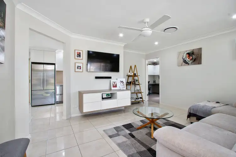 Third view of Homely house listing, 10 Wilbow Place, Bligh Park NSW 2756