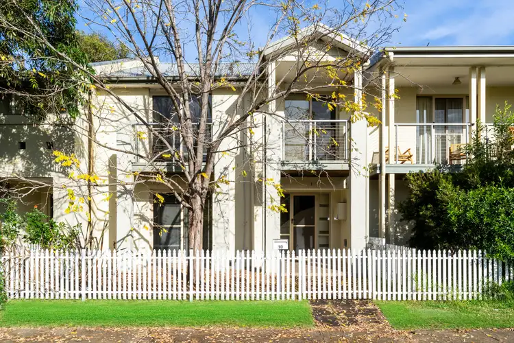 10 Trotter Street, Elderslie NSW 2570