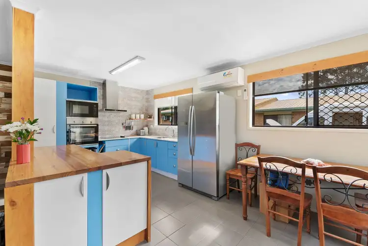 Fifth view of Homely semi-detached listing, 2/5 Bonton Avenue, Deception Bay QLD 4508