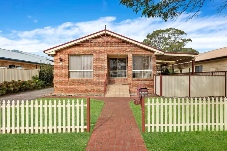 1/51 Griffiths Street, Oak Flats NSW 2529