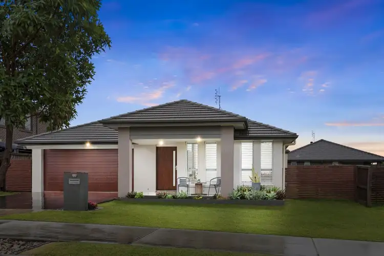 8 Tibin Drive, Fletcher NSW 2287