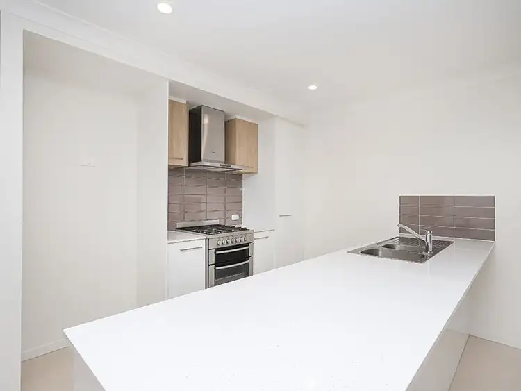 Third view of Homely unit listing, 33 Watheroo Street, South Ripley QLD 4306