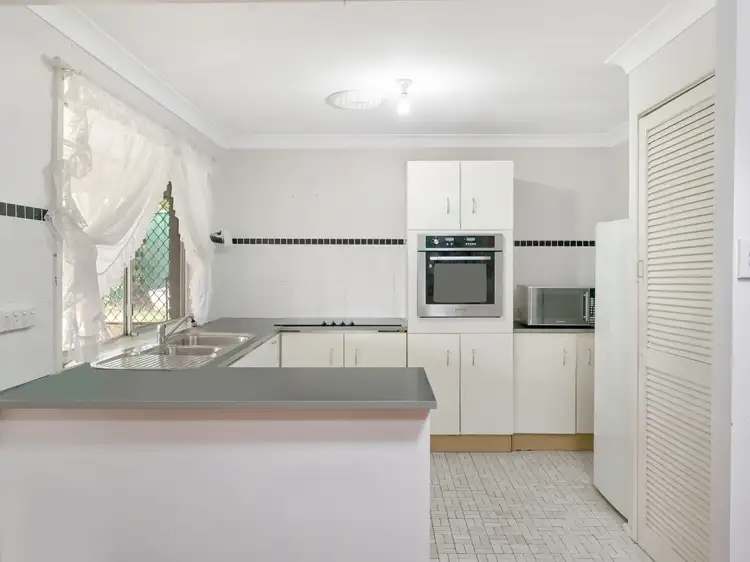 Fourth view of Homely house listing, 2 Kim Place, Ingleburn NSW 2565