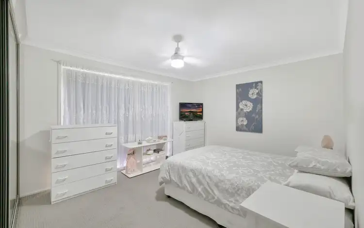 Fifth view of Homely house listing, 2 Kim Place, Ingleburn NSW 2565