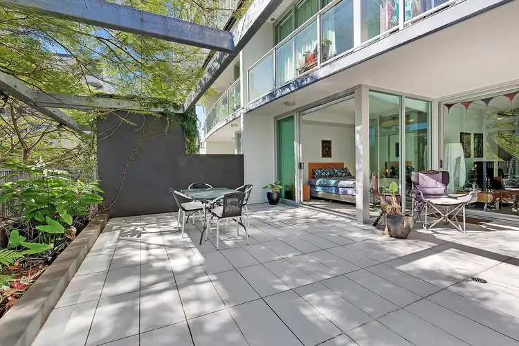 2/89 Lambert Street, Kangaroo Point QLD 4169