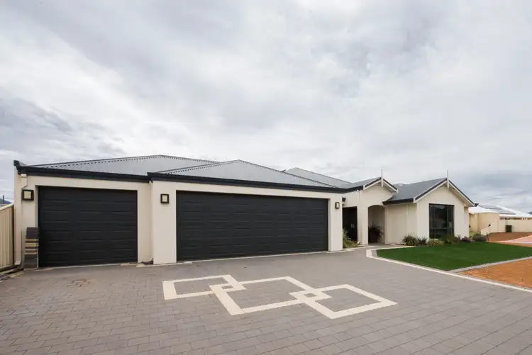 Fifth view of Homely house listing, 2 Dove Place, Wandina WA 6530