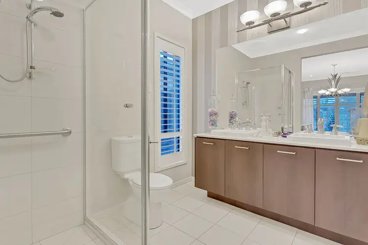 Fifth view of Homely house listing, 5 Langford Drive, Craigieburn VIC 3064