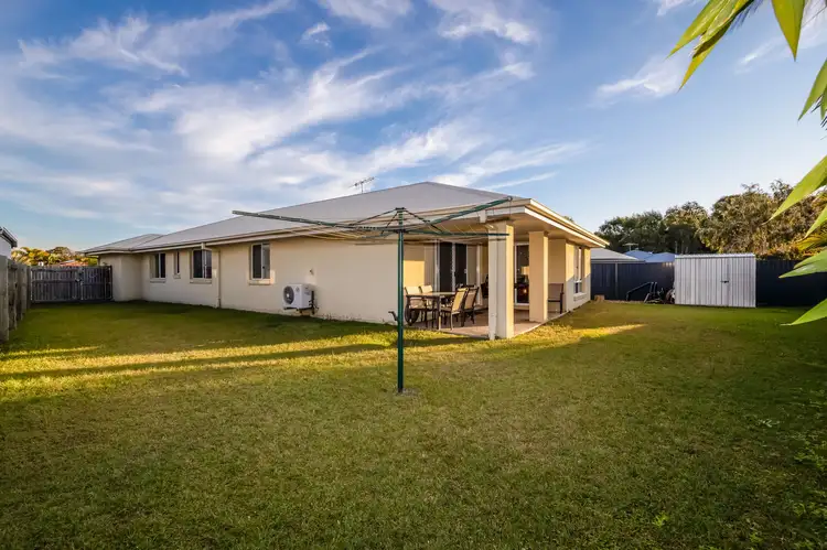 280 Bestmann Road East, Sandstone Point QLD 4511