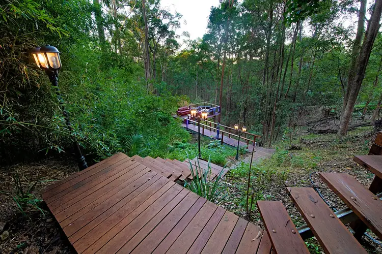 122 Simpsons Road, Currumbin Waters QLD 4223