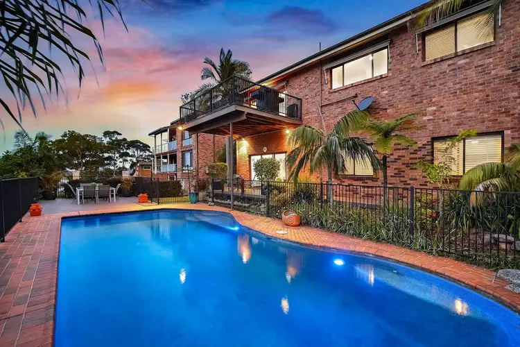 8 Indra Road, Tascott NSW 2250