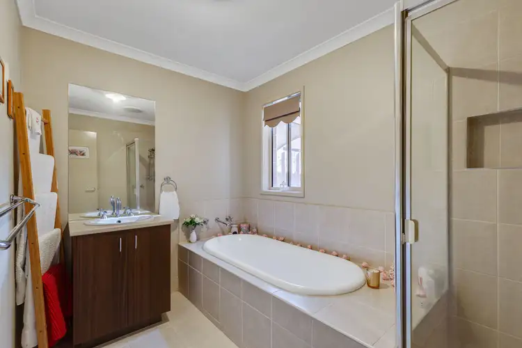 Fourth view of Homely house listing, 3 Lustre Close, Epping VIC 3076