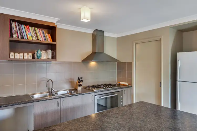 Fifth view of Homely house listing, 3 Lustre Close, Epping VIC 3076