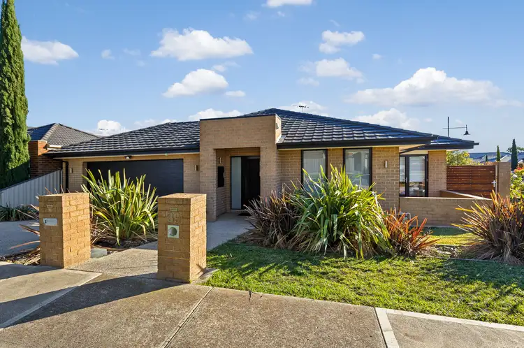 39 Cottage Boulevard, Epping VIC 3076