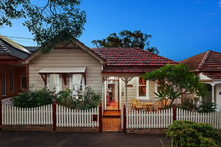 13 William Street, Tempe NSW 2044