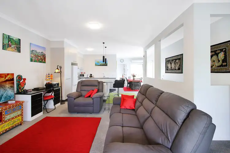 Sixth view of Homely townhouse listing, 30 Elmwood Circuit, Wodonga VIC 3690