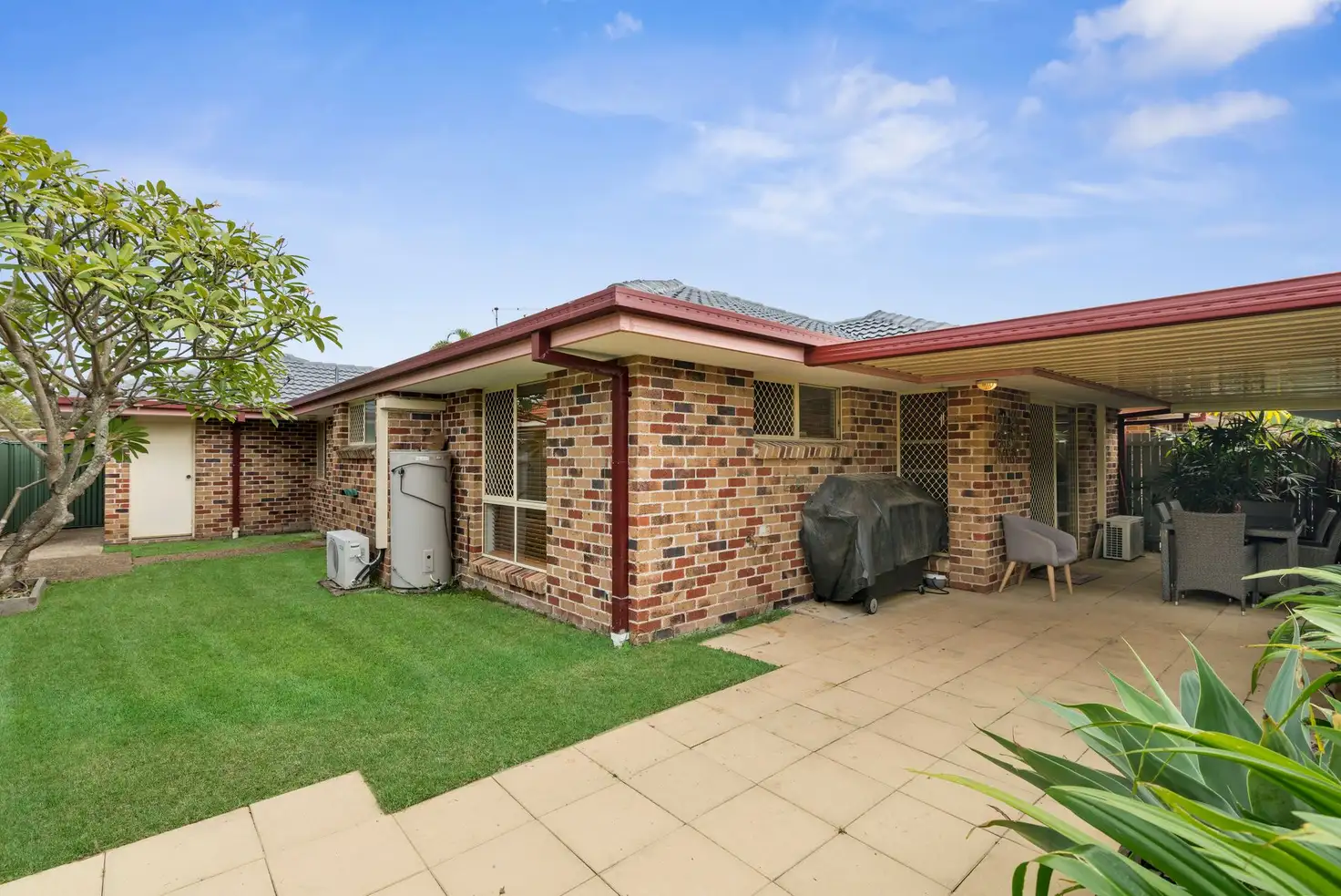 Main view of Homely semi-detached listing, 2/15 Carstens Court, Currumbin Waters QLD 4223