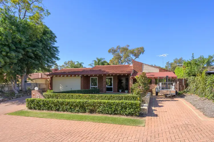 Second view of Homely house listing, 32 Illawong Way, Kingsley WA 6026