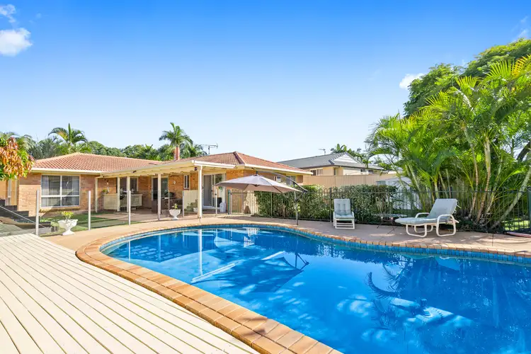 22 Bradstone Road, Carrara QLD 4211