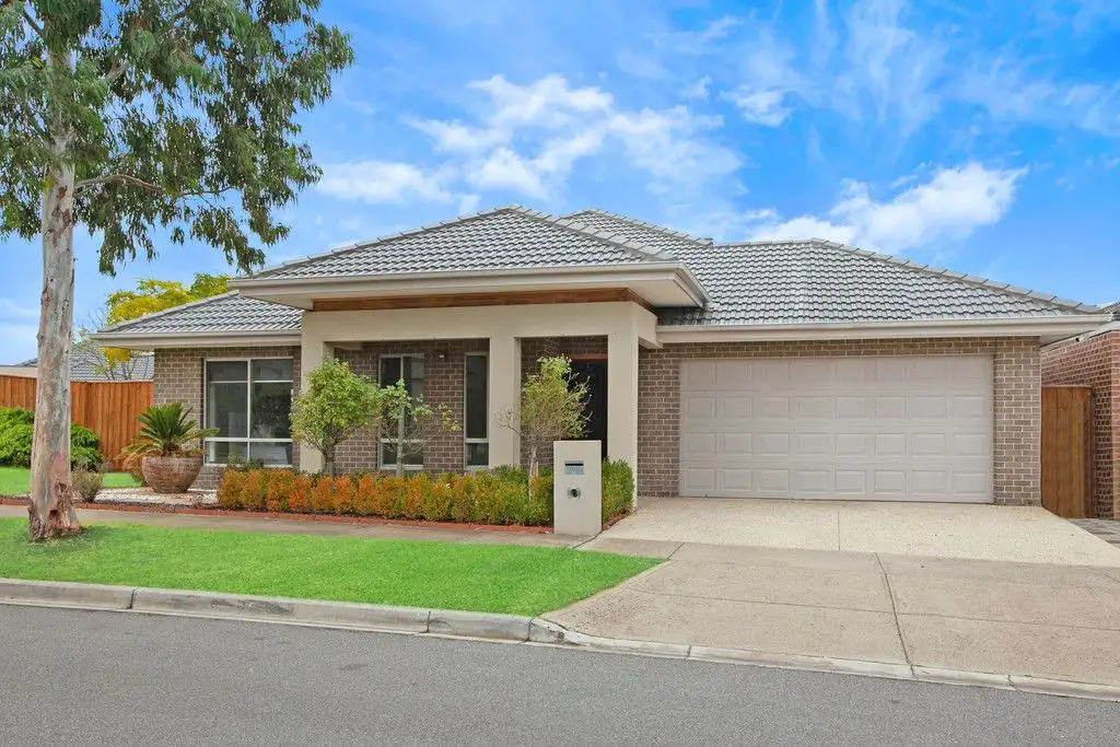 Main view of Homely house listing, 8 Monaco Circuit, Wollert VIC 3750