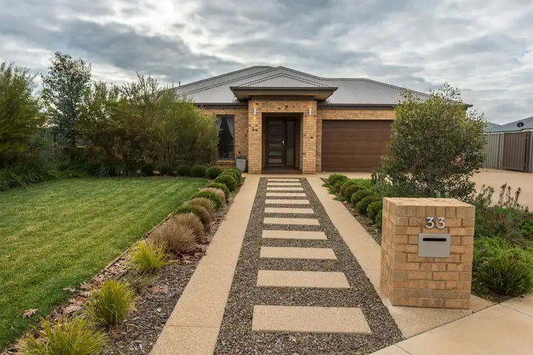 33 Sunningdale Boulevard, Tatura VIC 3616