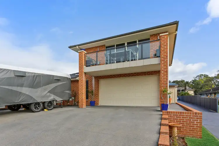 121 Riverside Drive, Kiama Downs NSW 2533