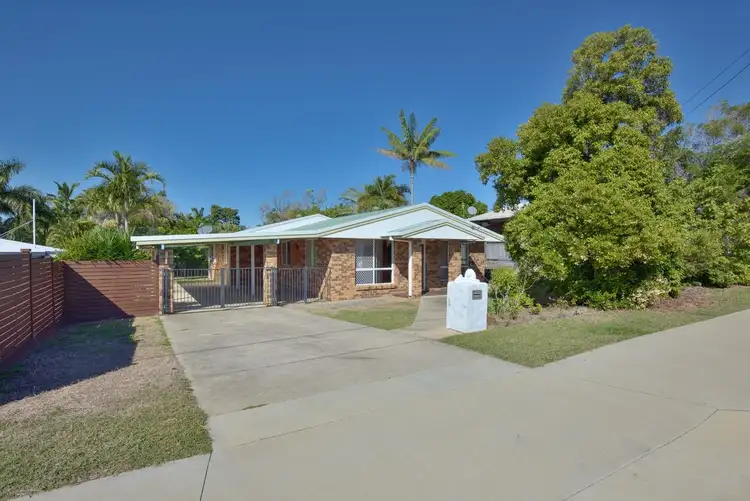 30 Chapman Drive, Clinton QLD 4680