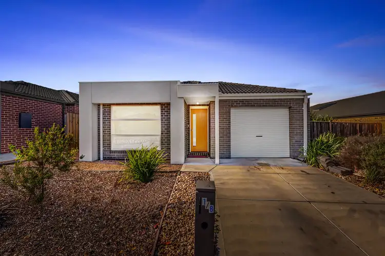 1/8 Ravida Avenue, Harkness VIC 3337