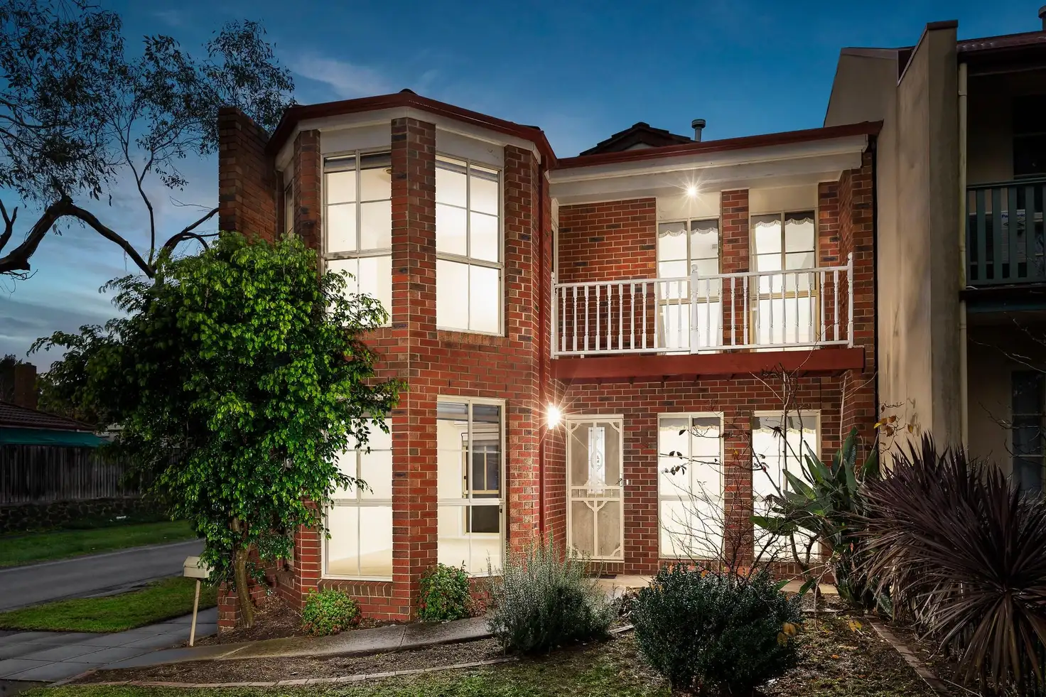 Main view of Homely house listing, 2 Winterhill Link, Bundoora VIC 3083