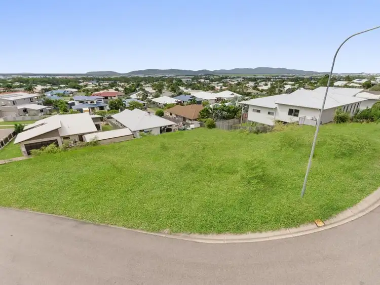 4 Mont Blanc Place, Mount Louisa QLD 4814
