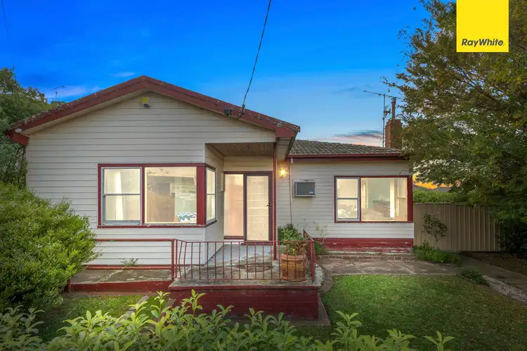 14 Fairlie Street, Hamlyn Heights VIC 3215