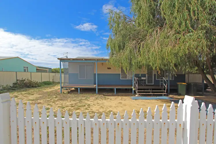 93 Bashford Street, Jurien Bay WA 6516