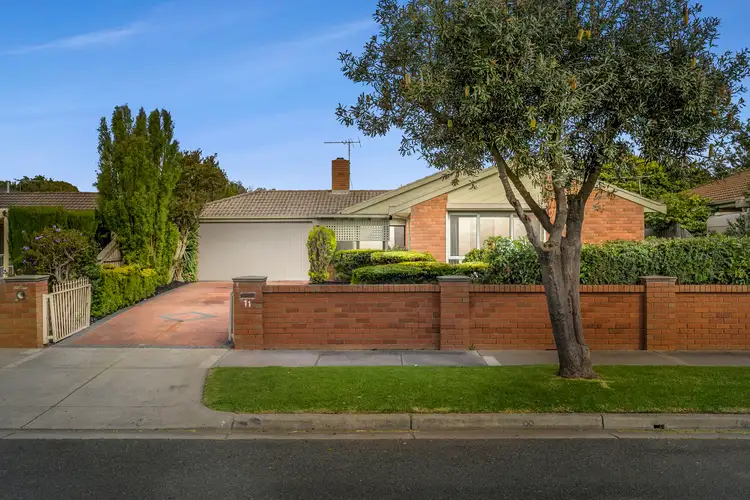 11 Trawalla Street, Aspendale Gardens VIC 3195