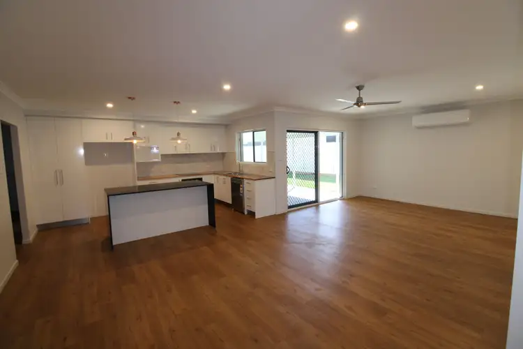 Fifth view of Homely house listing, 8 Longford, Emerald QLD 4720