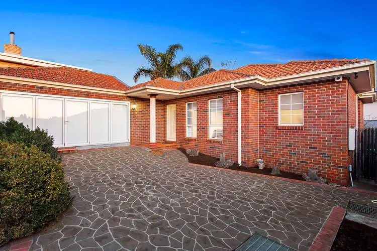 2/16 Schulz Street, Bentleigh East VIC 3165