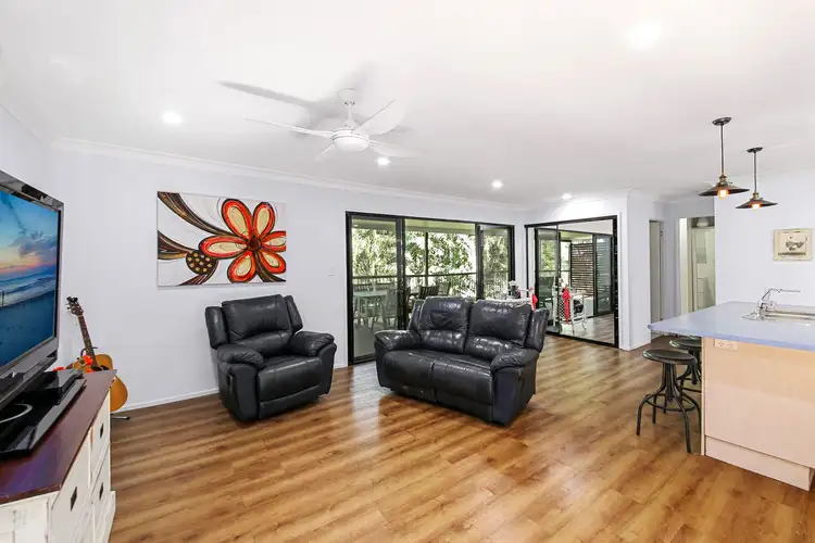 34 Panorama Drive, Nambour QLD 4560