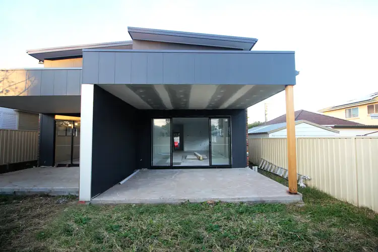 Sixth view of Homely semi-detached listing, 25 William Street, Shellharbour NSW 2529