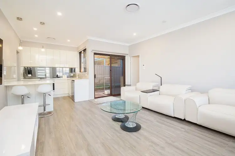 2/35 Ridge Street, Merewether NSW 2291