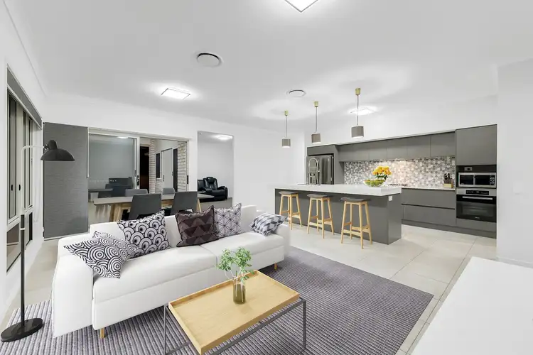 6 Little Bittern Place, Bli Bli QLD 4560