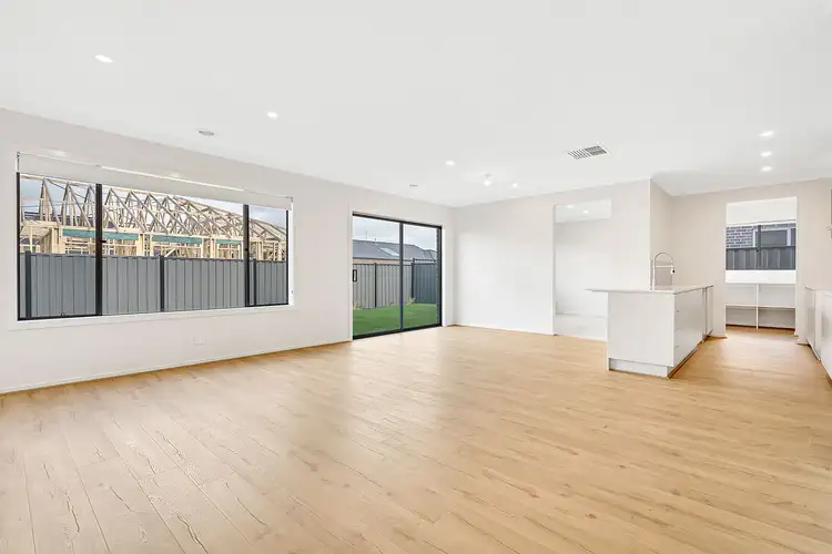 Seventh view of Homely house listing, 619 Grand Boulevard, Craigieburn VIC 3064