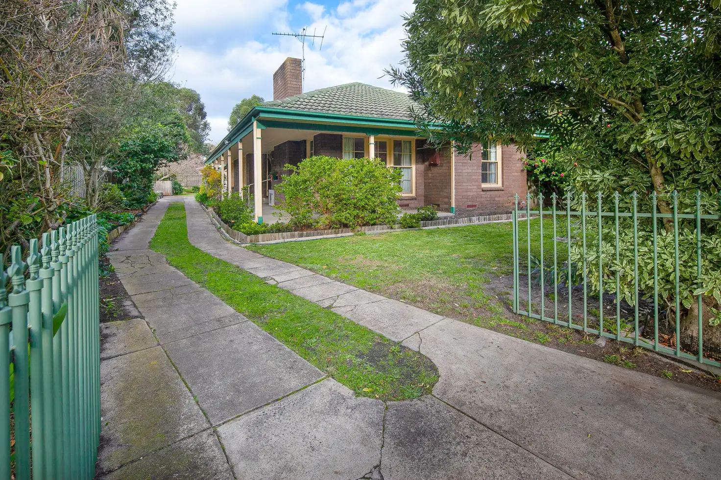 Main view of Homely house listing, 10 Coprosma Avenue, Frankston VIC 3199
