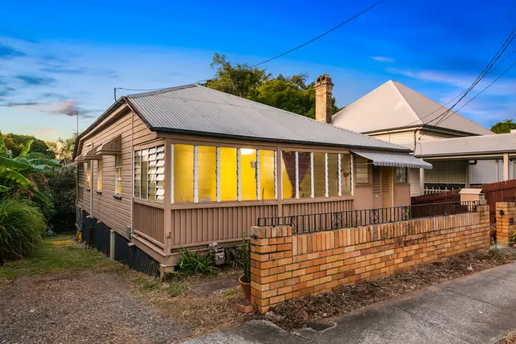 27 Jones Street, Highgate Hill QLD 4101