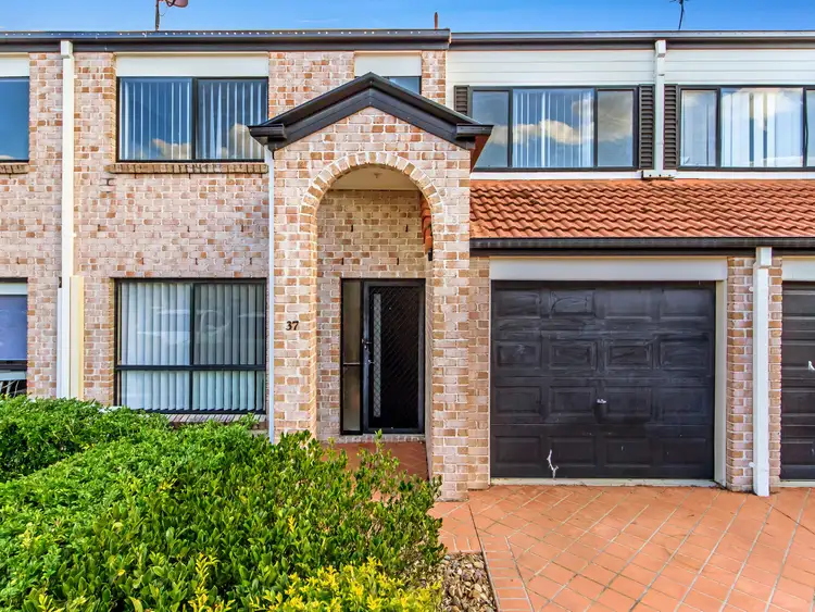 37/141 Pacific Pines Boulevard, Pacific Pines QLD 4211
